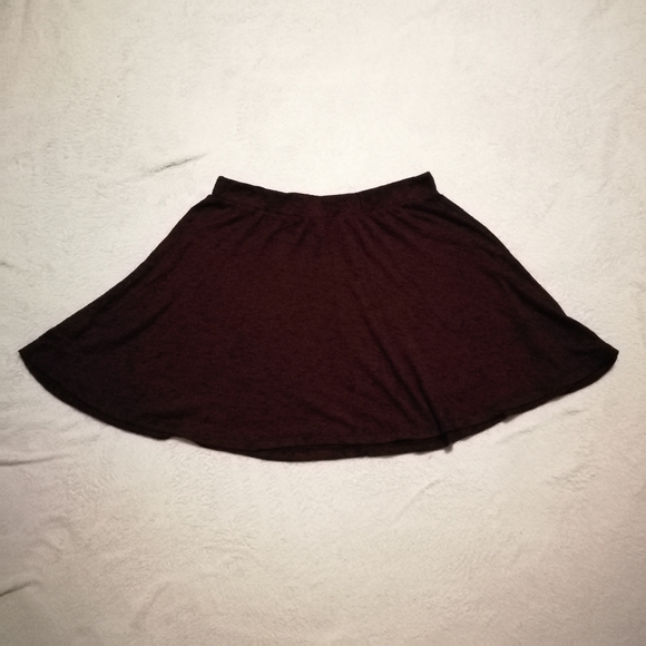 G21 Skirt - Picture 4 of 4